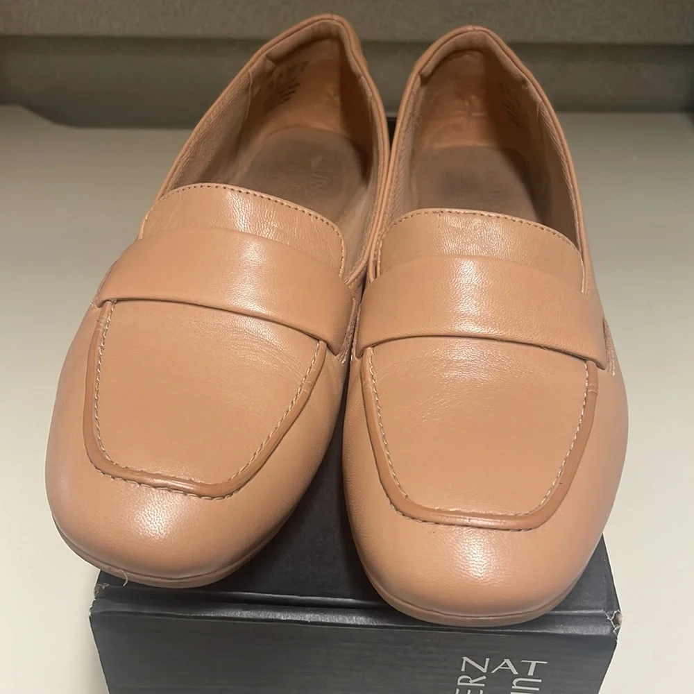 Naturalizer Genn Flow Leather Flat- Size 7.5